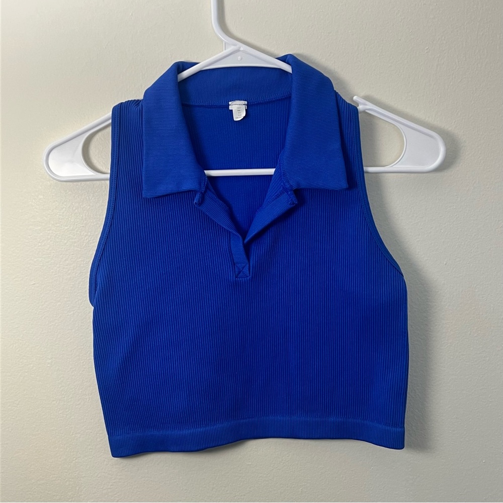 Blue Sleeveless Collared Top